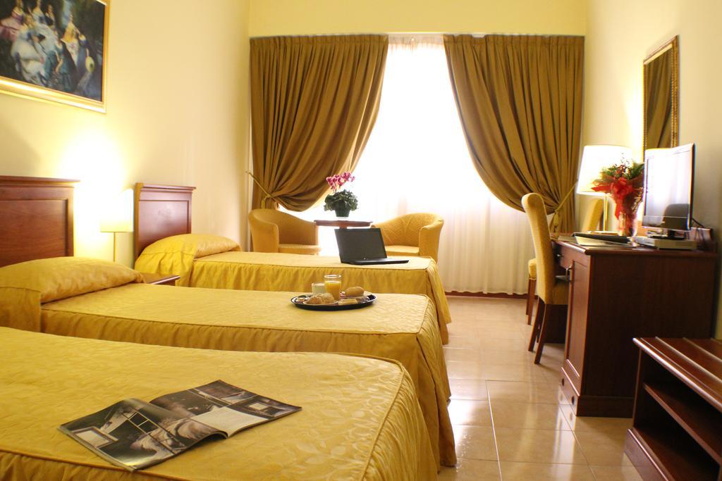 Certosa Hotel Milan Luaran gambar