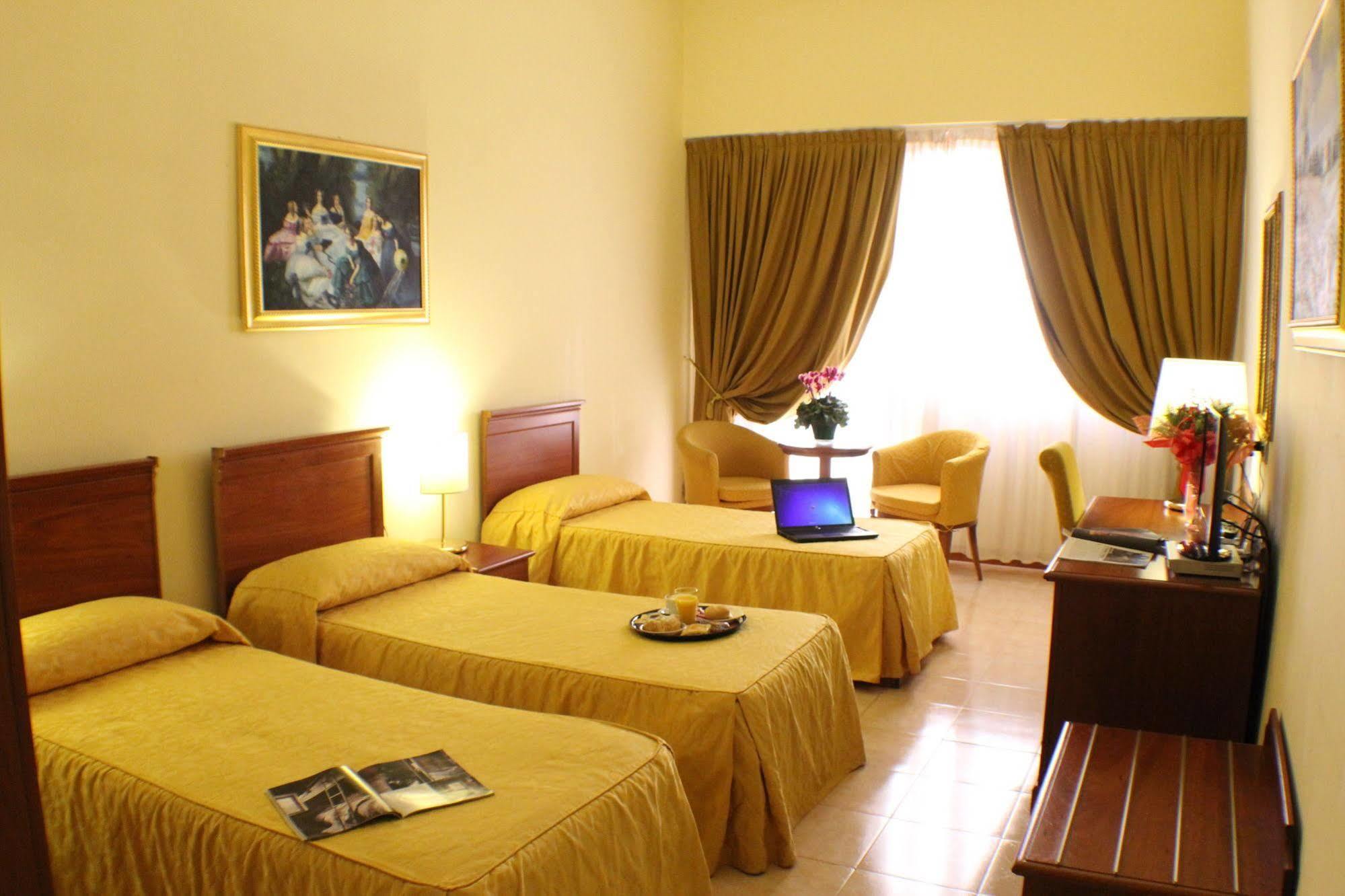 Certosa Hotel Milan Luaran gambar