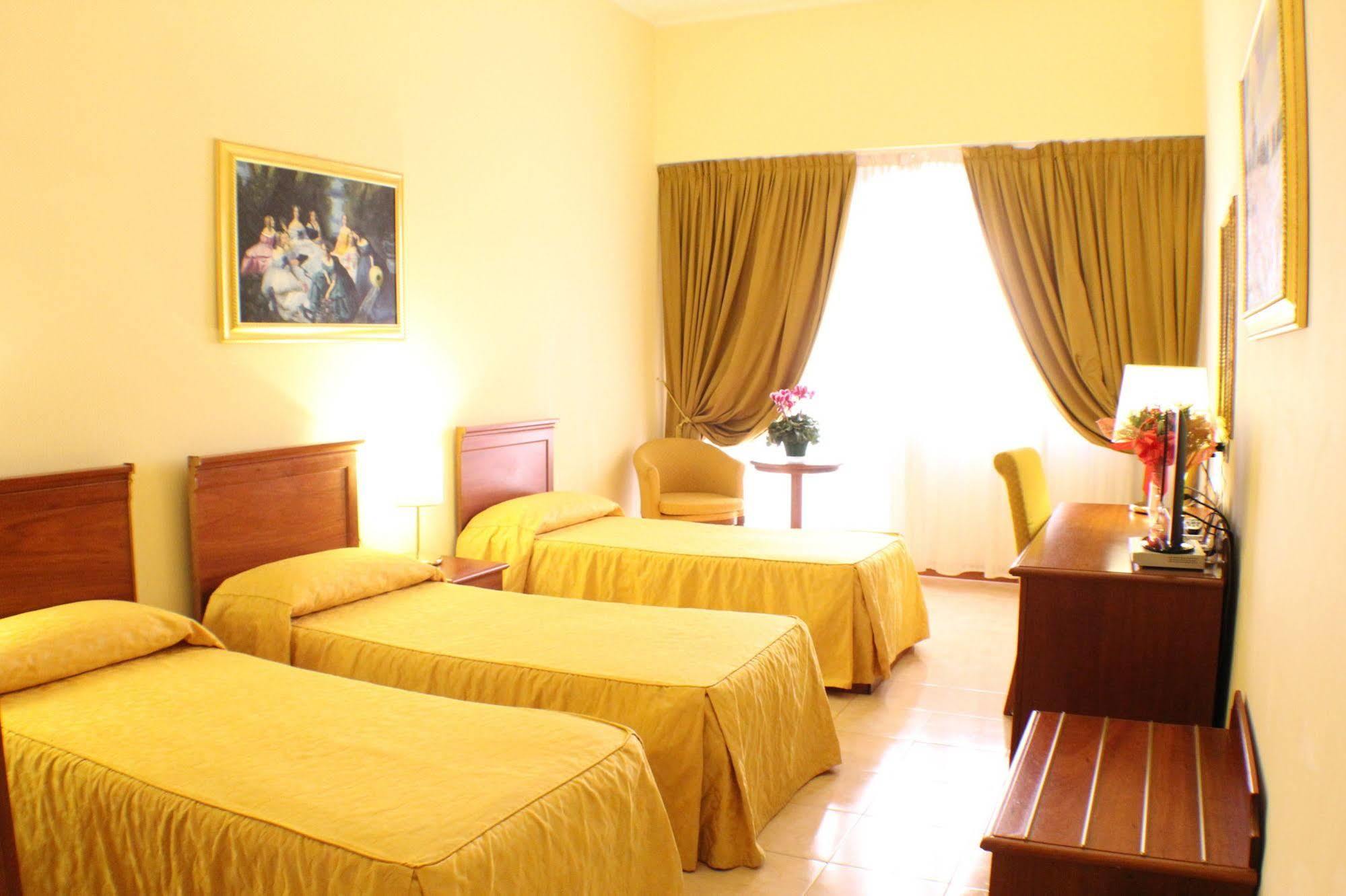Certosa Hotel Milan Luaran gambar