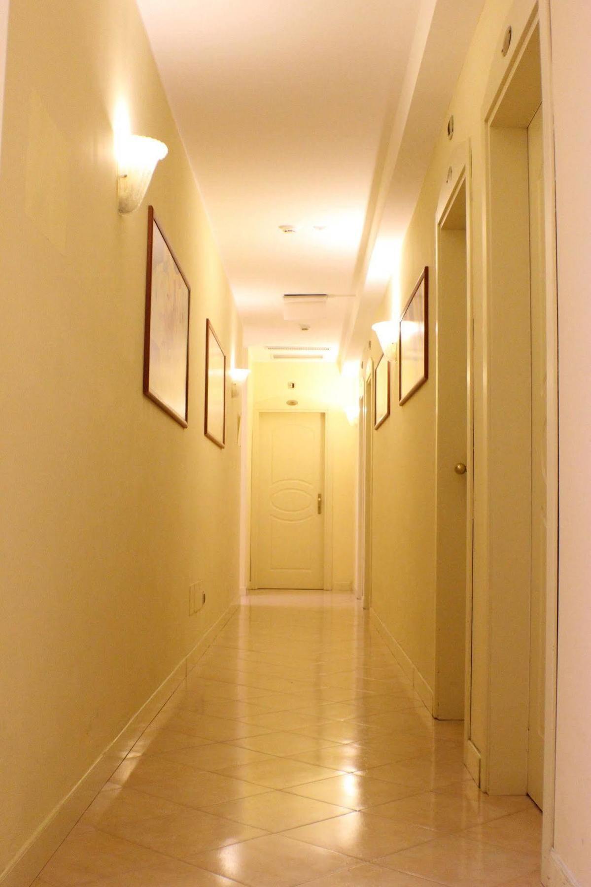 Certosa Hotel Milan Luaran gambar